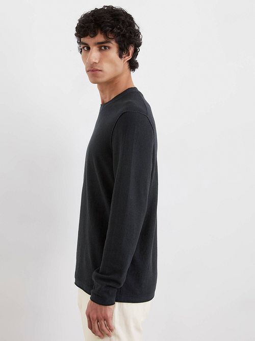 Sweter Marc O'Polo z mieszanki lnu w kolorze granatowym Model / Zijkant