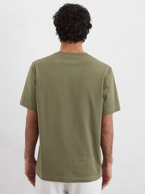 Marc O'Polo T-Shirt Logo Donkergroen Model / Achterkant