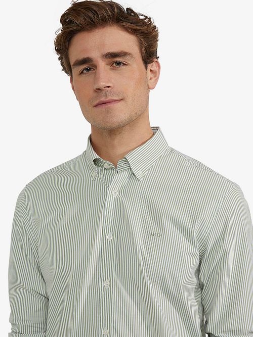 Camicia McGregor in popeline a righe verde Model / Detail