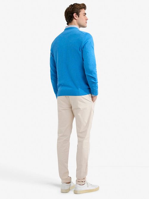 Maglione con scollo a V McGregor blu mare Model / Achterkant