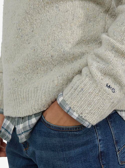Sweter McGregor z wełny jagnięcej, ecru Model / Detail