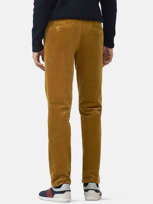 Meyer Chino Bonn Corduroy Kamel Model / Achterkant