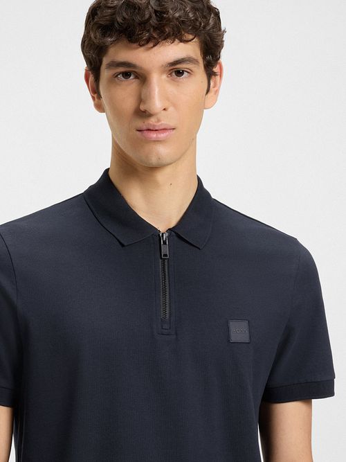 BOSS Passerzip Half Zip Polo Navy Model / Voorkant