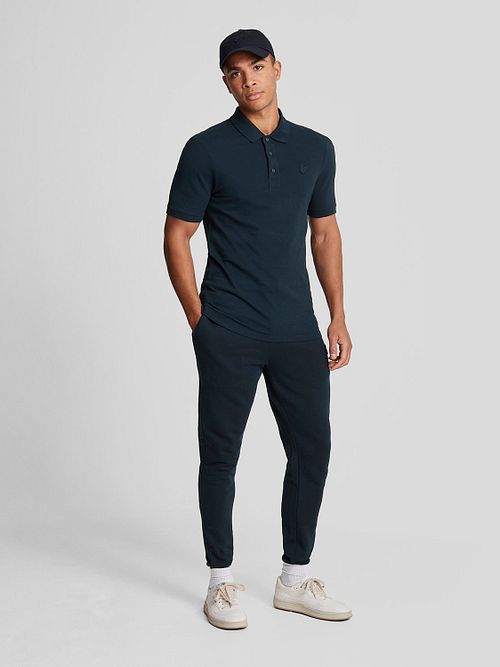 Lyle and Scott Tonal Eagle Polo Marinblå Model / Voorkant