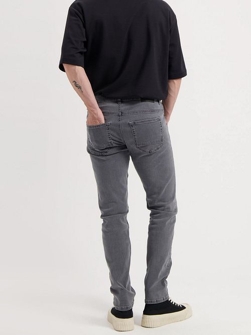 MUD Jeans Denim Rick Szary Model / Achterkant