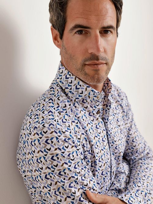 R2 Amsterdam Camisa Elegante Sorona Print Multicolor Model / Achterkant