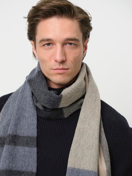 Profuomo Schal Wolle Colourblock Blau Grau Beige Model / Detail