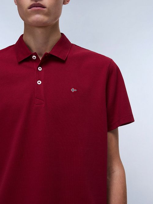 Napapijri Ealis Polo Röd Model / Detail