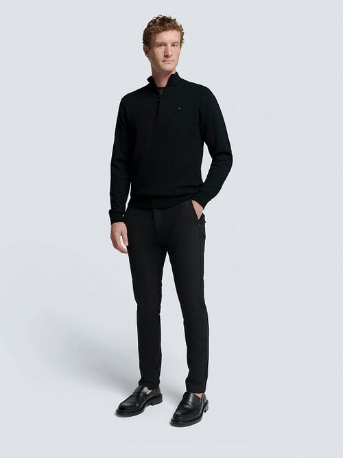 Jersey Half Zip No Excess Negro Model / Voorkant