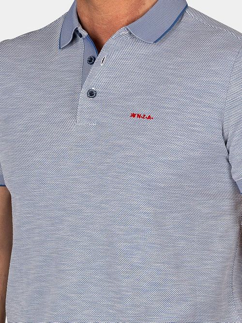 NZA Polo Corbin Blau Model / Detail