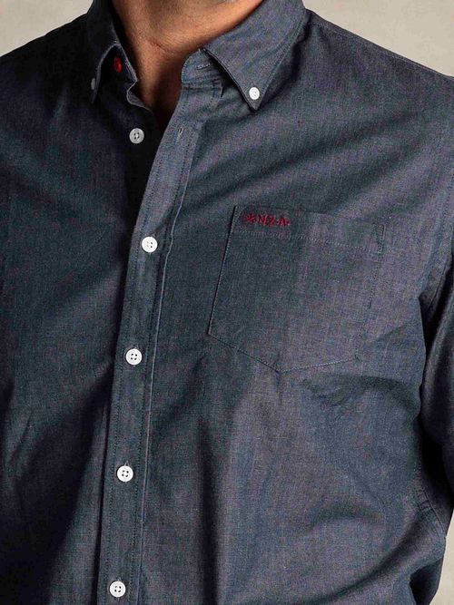 NZA Shirt James Twill Melange Navy Model / Detail