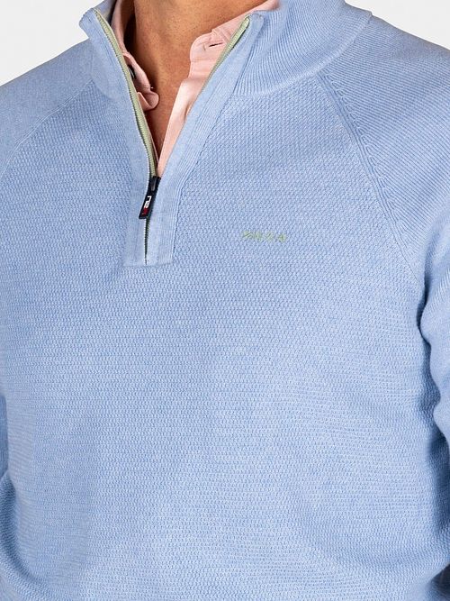 NZA Half Zip Pullover Ralph Lyseblå Model / Detail
