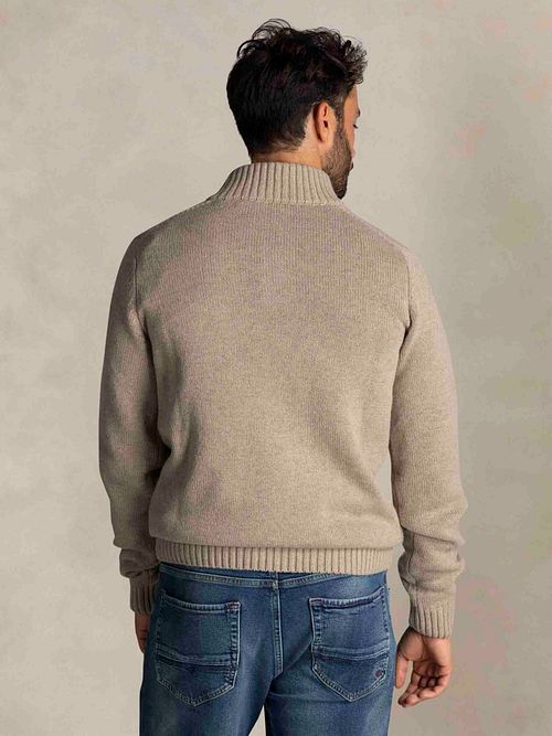 NZA-pullover Mocker Adan i varm beige Model / Achterkant