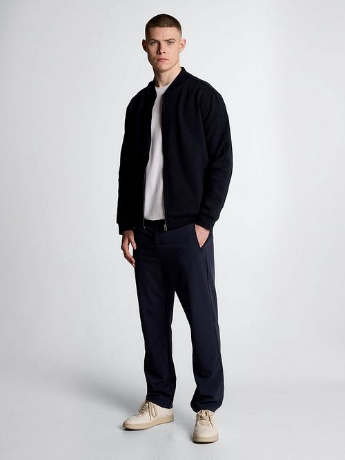 Kardigan bomber Lyle & Scott w kolorze Dark Navy Model / Voorkant