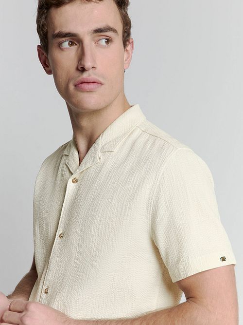 No Excess Short Sleeve Chemise Structure Ecru Model / Voorkant