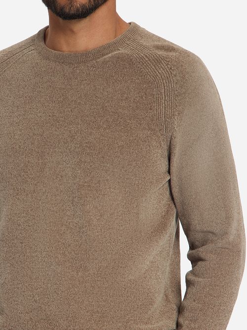 No Excess Sweater Chenille Light brown Model / Detail