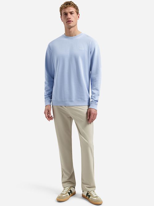 No Excess Felpa Light Blue Model / Voorkant
