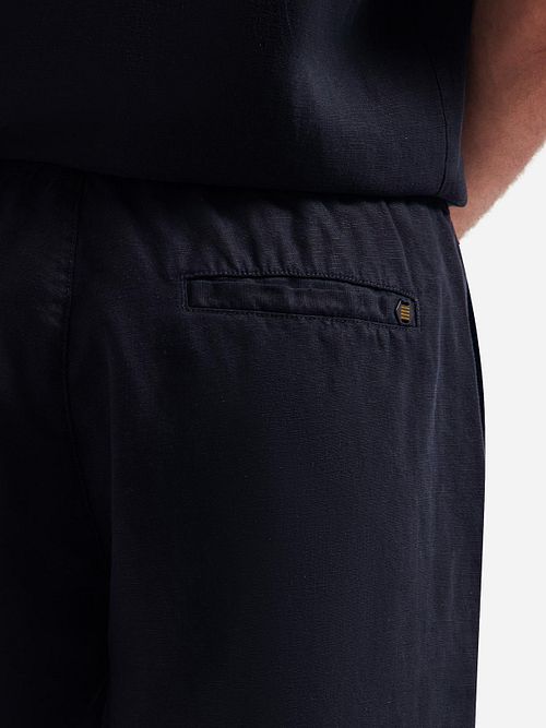 No Excess bermuda in misto lino blu navy Model / Detail
