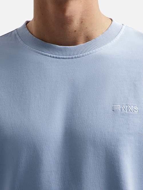 No Excess Sweater Bleu Clair Model / Detail