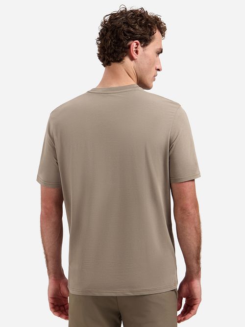 No-Excess T-Shirt Solid Basic Clay Model / Achterkant