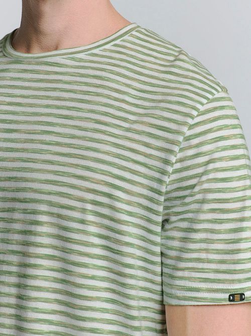 No Excess T-Shirt w paski zielony Model / Detail