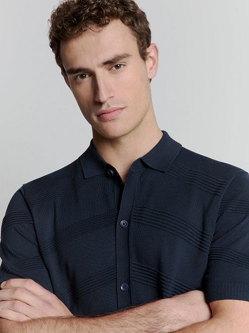 No Excess Knitted Top Navy Model / Voorkant