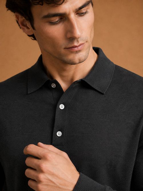 Polo King Essentials The Robert Manches Longues Mérinos Noir Model / Detail