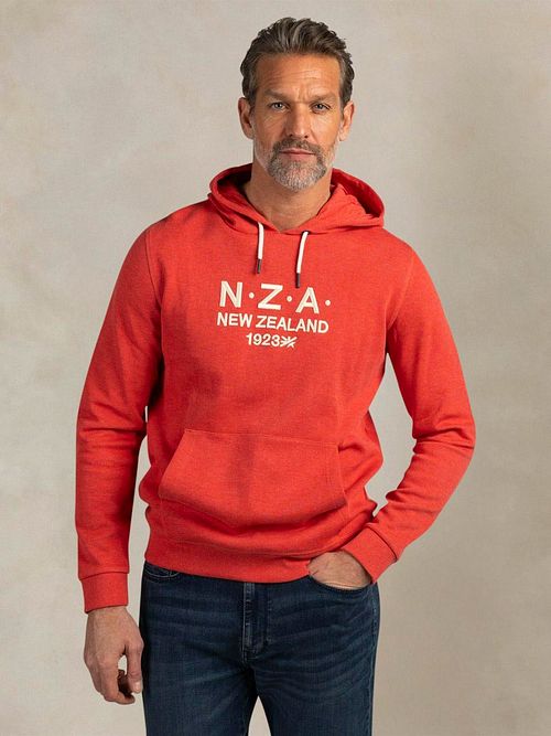 NZA Sweat à capuche French Rib Garment Washed Rouge Model / Voorkant