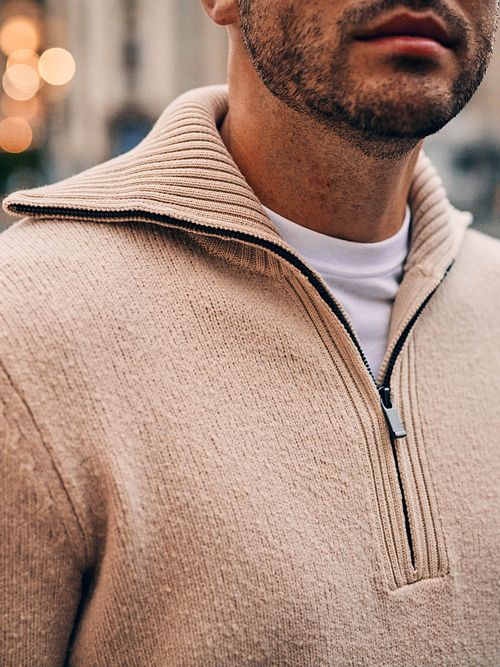 Suitable Deep Zip Pullover kokt ull - Ecru Model / Detail