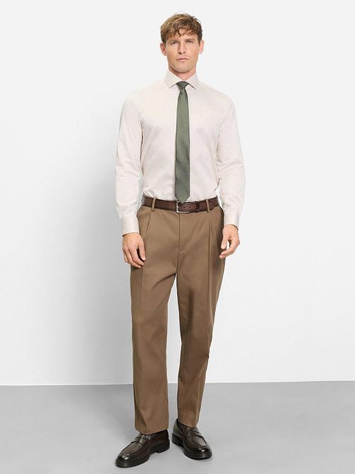 OLYMP Level 5 Hemd Twill Off White Model / Voorkant