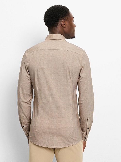 OLYMP Shirt Level 5 24/Seven Pied De Poule Brown Model / Achterkant