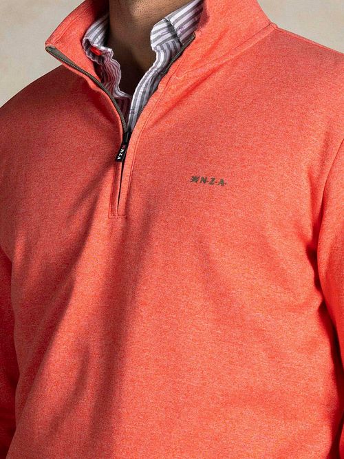 NZA Half-Zip Mokau Orange Model / Detail