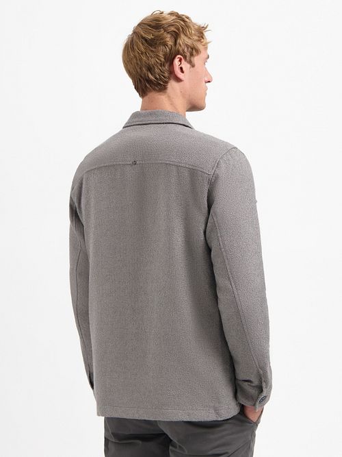 Overshirt No Excess bouclé w kolorze szarym Model / Achterkant