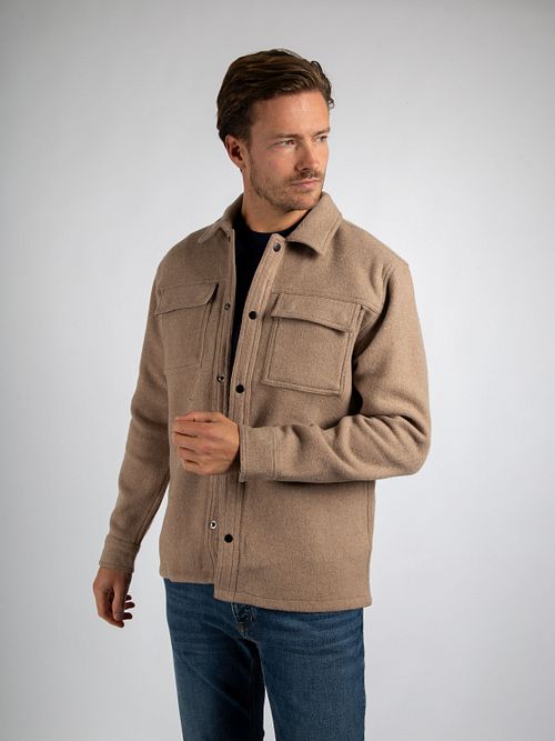 Overshirt Suitable z domieszką wełny w kolorze beżowym Model / Voorkant