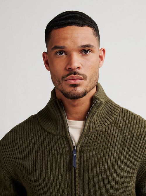 Pullover Petrol con mezza zip verde militare Model / Detail