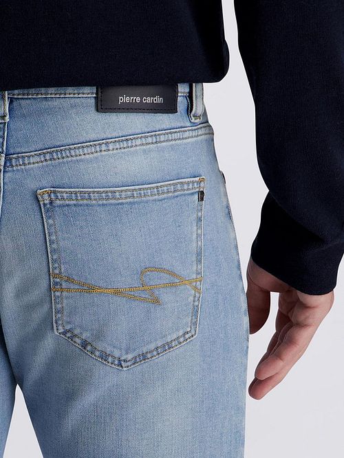 Pierre Cardin Jeans Limoux Tapered Future Flex Lyseblå Model / Detail