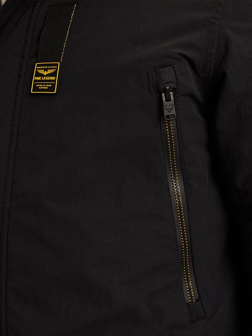 PME Legend Ice Pilot Parka Black Model / Detail