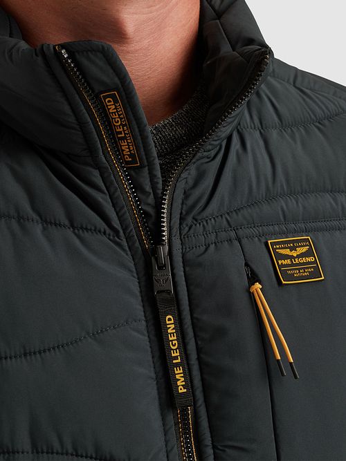 PME Legend Jacke Peakpacker Navy Model / Detail