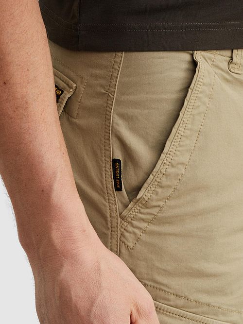 PME Legend Nordrop Cargoshorts Koriander Model / Detail