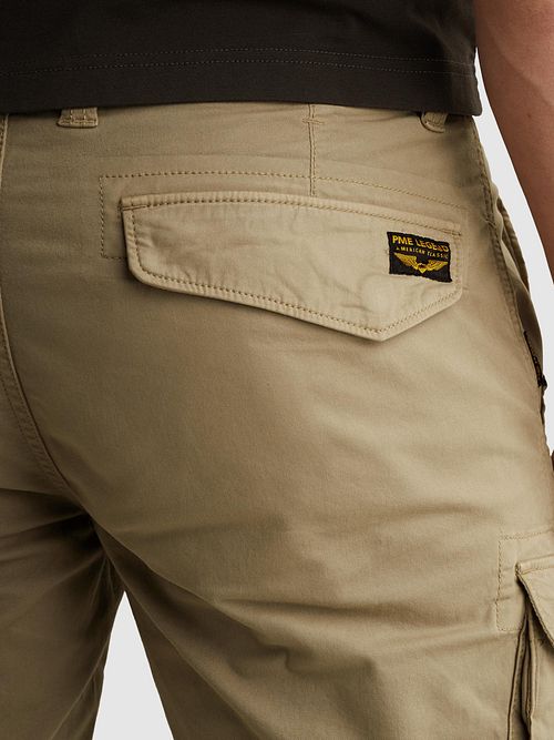 PME Legend Nordrop Cargoshorts Koriander Model / Detail