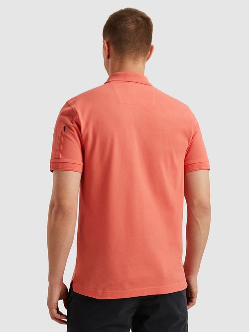 PME Legend Poloshirt Trackway koral Model / Achterkant