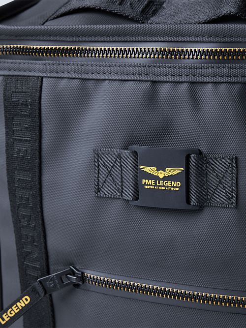 PME Legend Rucksack Schwarz Model / Voorkant