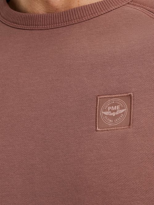 PME Legend Sweater Logo Nussbraun Regular Fit Model / Detail