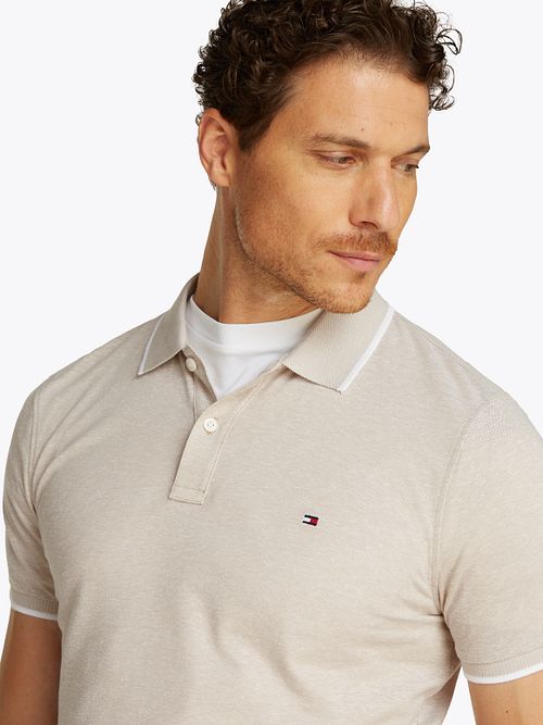 Polo in piqué di lino Tommy Hilfiger Beige Model / Detail
