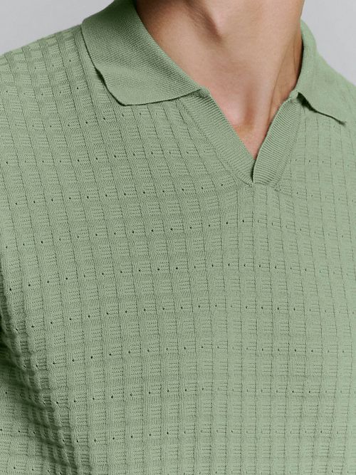 Polo No Excess w kolorze zielonym Model / Detail