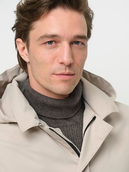 Profuomo Magneet Jacke Ecru Model / Detail