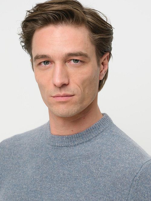 Profuomo Pullover Wool Blend Blau Model / Detail