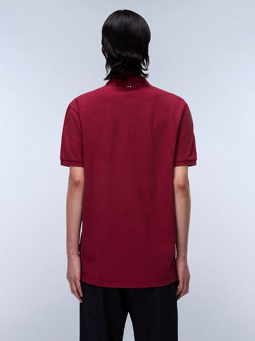 Napapijri Polo Elbas Röd Model / Achterkant