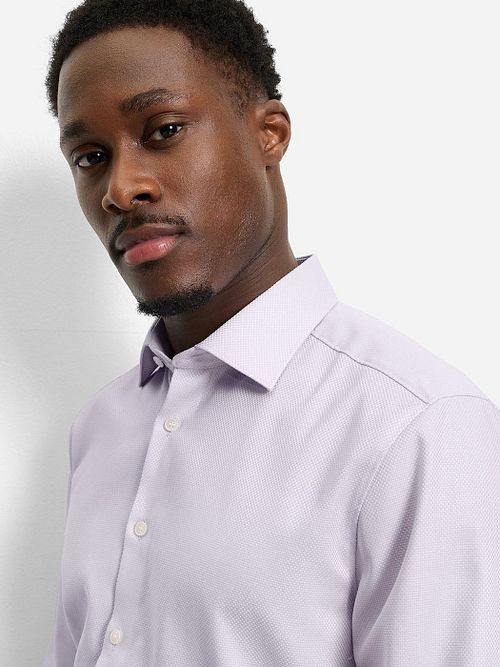 OLYMP Level 5 Dobby Camisa Elegante Pink Model / Detail