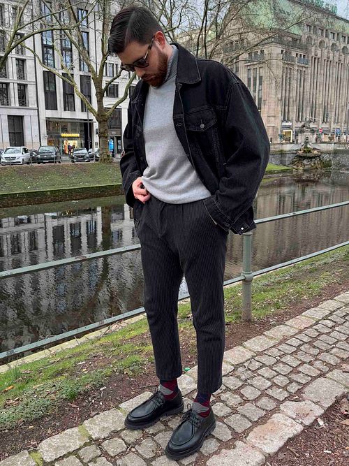 Burlington Edinburgh in lana rosso 8435 Model / Sfeerbeeld